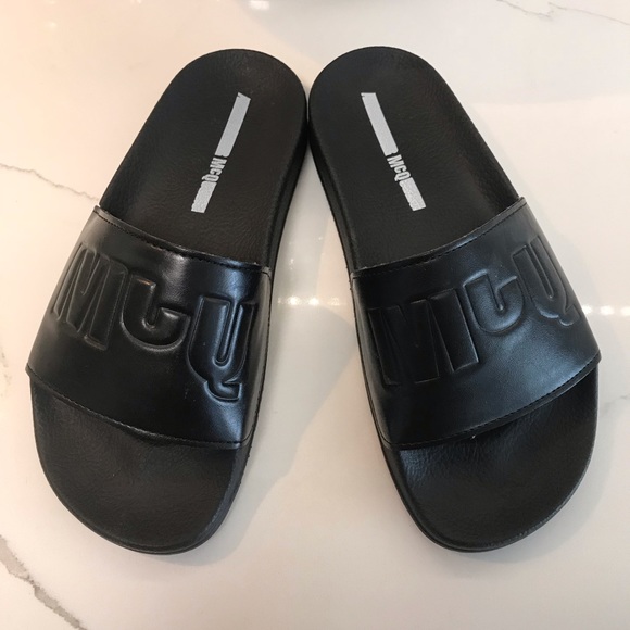 Alexander McQueen Shoes - Alexander McQueen Logo Slides 🖤